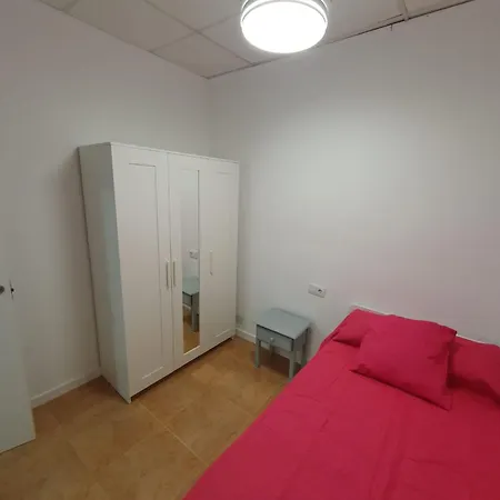 Peaceful 4-6 Person With Patio, Close To Amenities Prázdninový dům Torrevieja